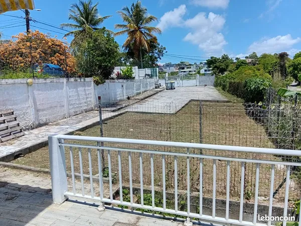 Location bas de villa