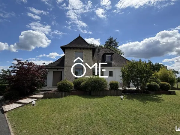 Propriété 6 pièces 181 m²