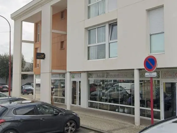 LOCAL COMMERCIAL 133m2