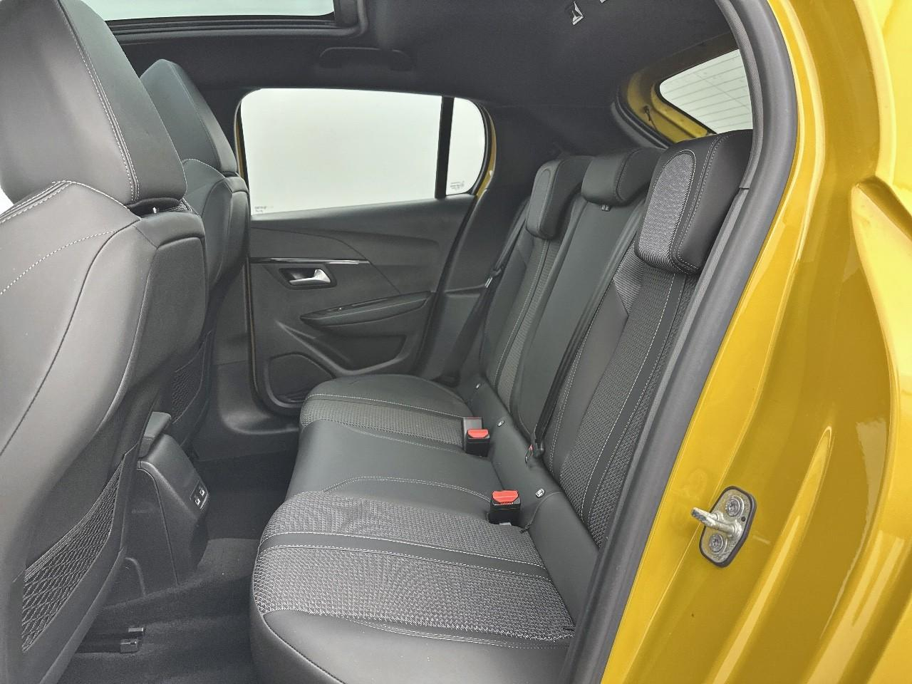 Peugeot 208 puretech 100 s&s bvm6 gt line — photo 12