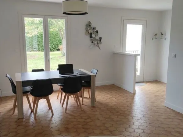 Maison aucun travaux 4 chambres 40 mn de BORDEAUX