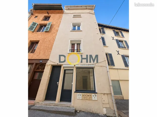 Local 80 m²