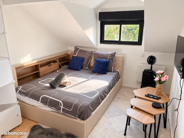 Grande chambre meublée 23 m² - SDB privée - Stade de France / Porte de Paris
