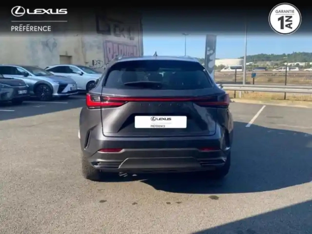 Lexus Nx 450h+ executive 4wd — photo 4