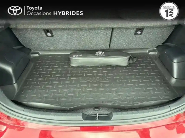 Toyota Yaris hsd 100h dynamic 5p — photo 10