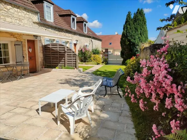 Maison 7 pièces 220 m²