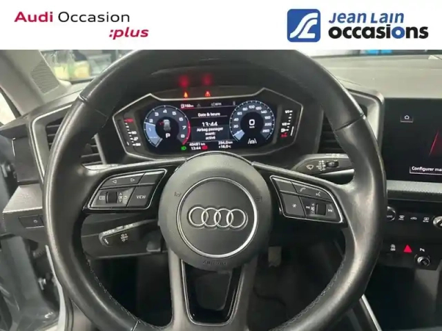 Audi A1 citycarver 30 tfsi 110 ch s tronic 7 — photo 12