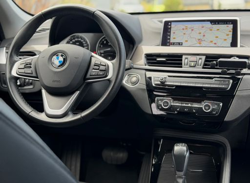BMW X1 xDrive 25e 220 Hybrid BVA6 - Xline – 2021 – 84378 km – Hybride rechargeable – Boîte Automatique — photo 2
