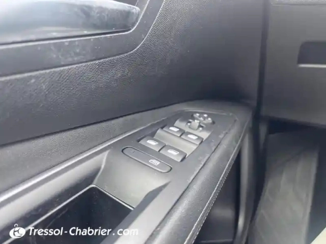 Peugeot 3008 puretech 130ch s&amp;s eat8 allure — photo 28