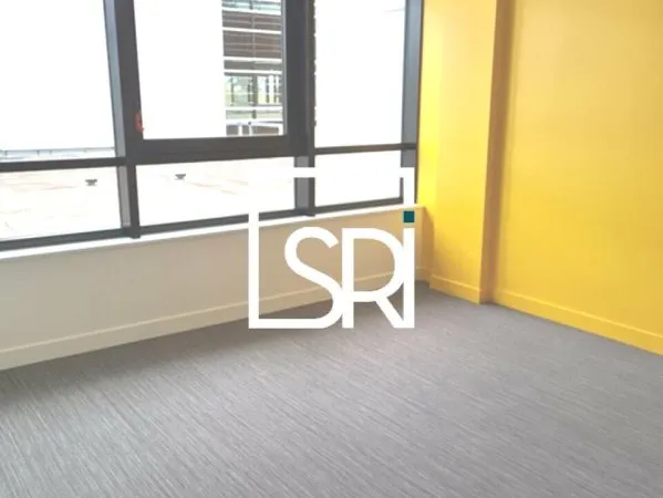 Local professionnel 49 m²