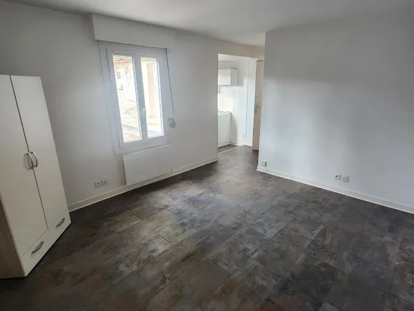 Studio 1 pièce 21 m²