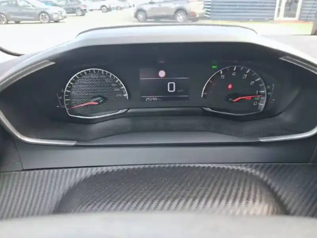 Peugeot 208 puretech 75 s&amp;s bvm5 — photo 50