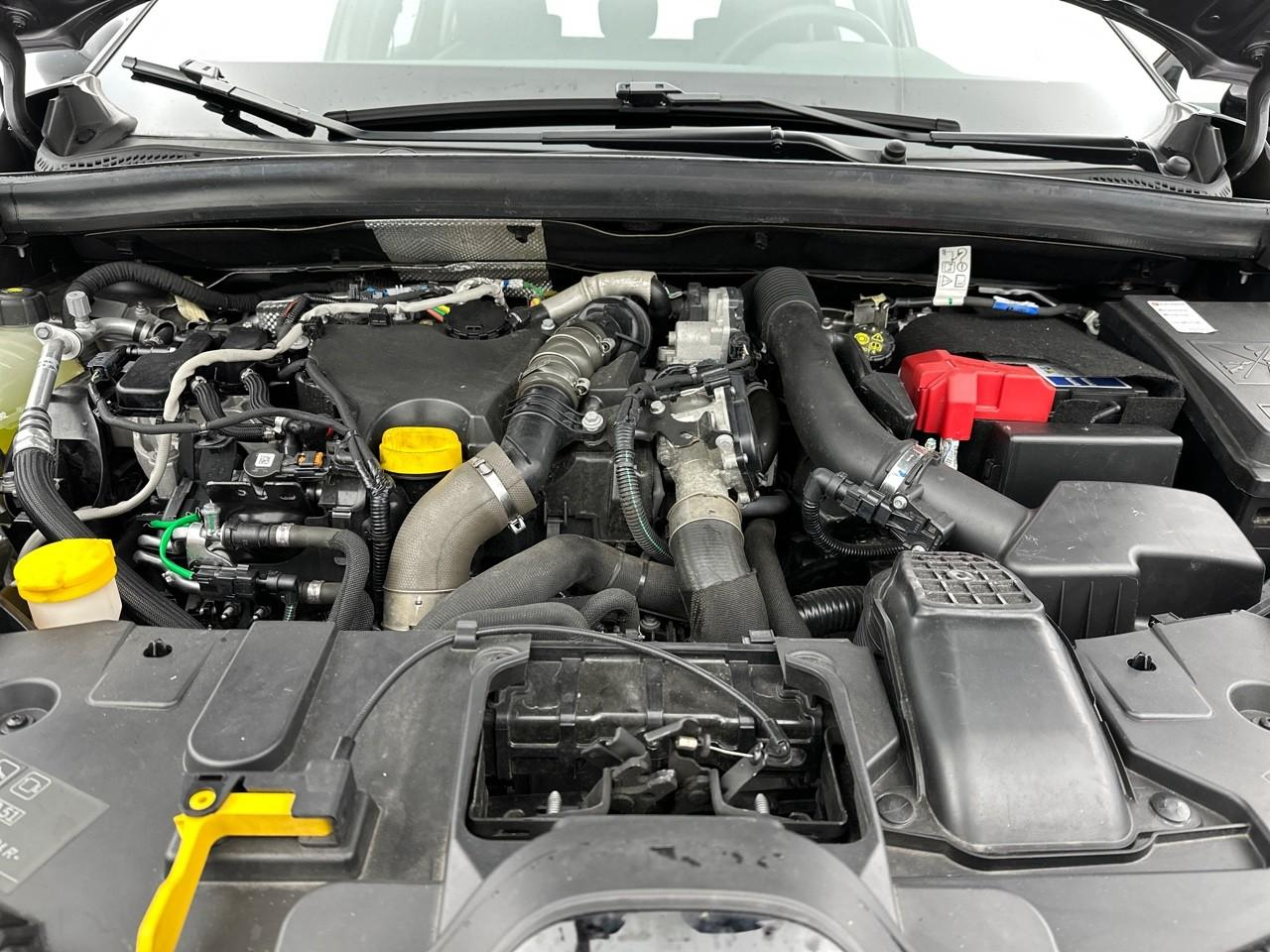 Renault Captur blue dci 115 edc business — photo 13