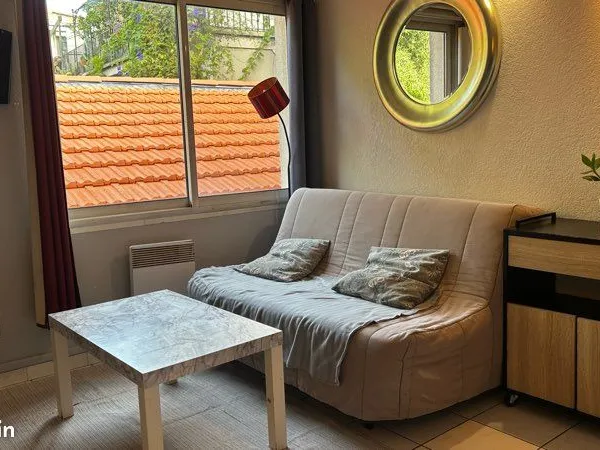Studio en duplex - Arceaux