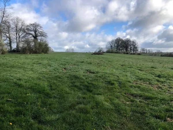 3ha de terres agricoles type prairie