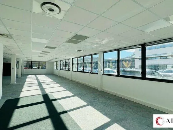 Bureaux 313 m²