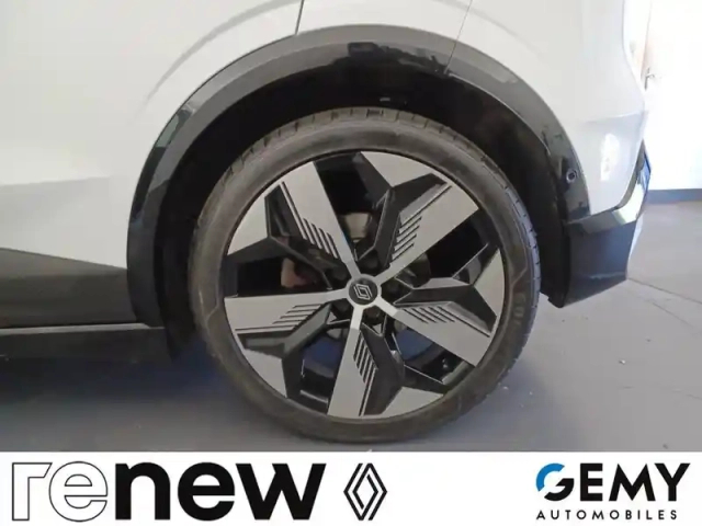 Renault Megane e-tech ev60 220 ch super charge — photo 26