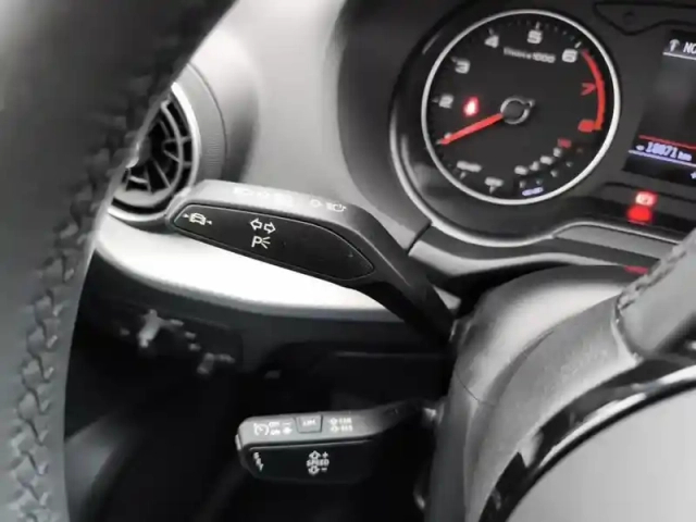 Audi Q2 35 tfsi 150 bvm6 design — photo 17