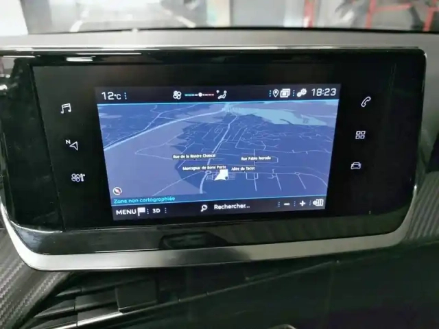 Peugeot 208 puretech 75 s&amp;s bvm5 — photo 5