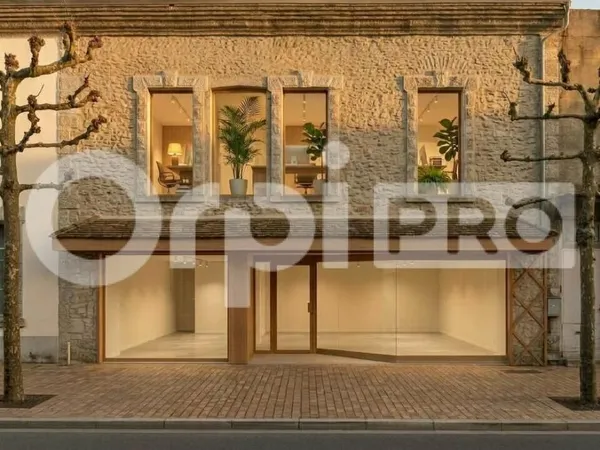 Bâtiment 397 m²