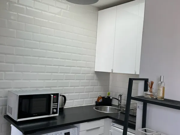 Loue studio 12m² Paris 7ème