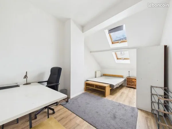 Chambre en colocation dans maison avec jardin - Pirey, proche Besançon - 480 charges comprises