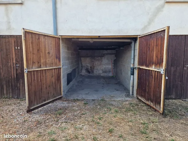 Garage à louer