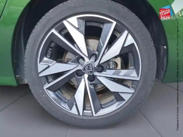 Peugeot 308 1.2 puretech 130ch s&amp;s allure eat8 — photo 10