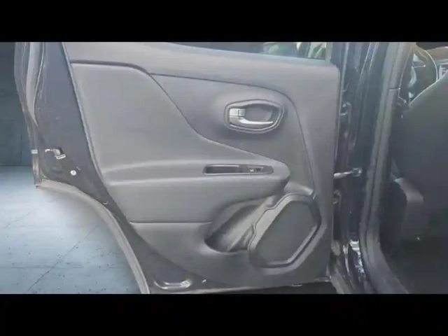 Jeep Renegade 1.6 multijet 120ch brooklyn edition my20 — photo 11