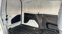 Peugeot Partner Standard 650kg BlueHDi 100ch S&S Premium — photo 21