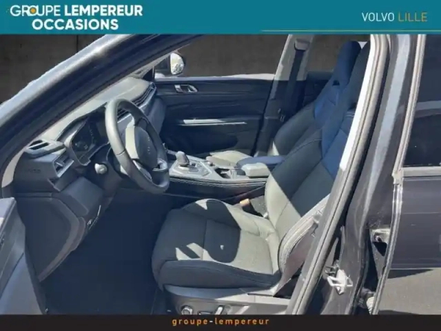 Lynk&Amp;Co 01 1.5 phev 261ch dcth 7 — photo 9