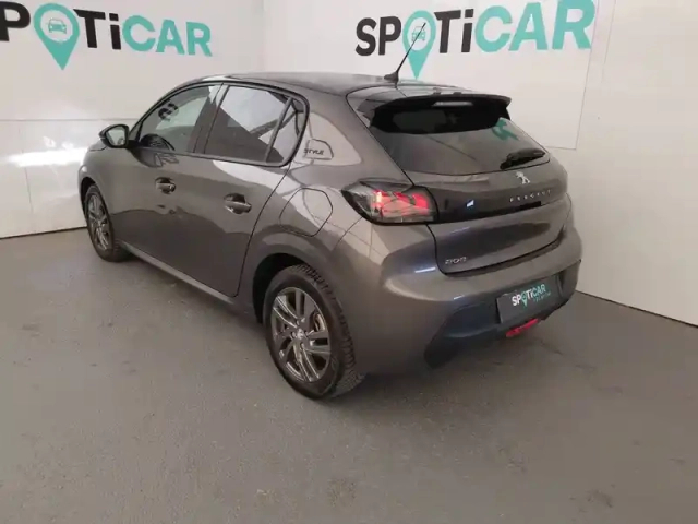 Peugeot 208 puretech 75 s&amp;s bvm5 — photo 7