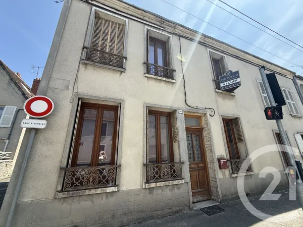 Maison 4 pièces 131 m²