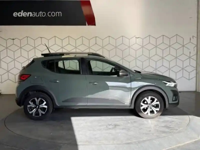 Dacia Sandero tce 110 — photo 12