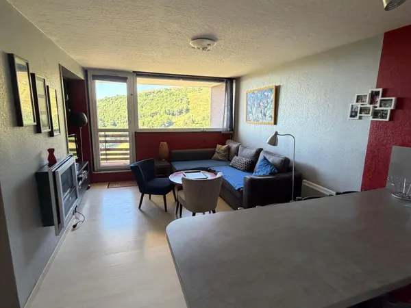 APPARTEMENT 48M2 TOUR DE LA BICHE