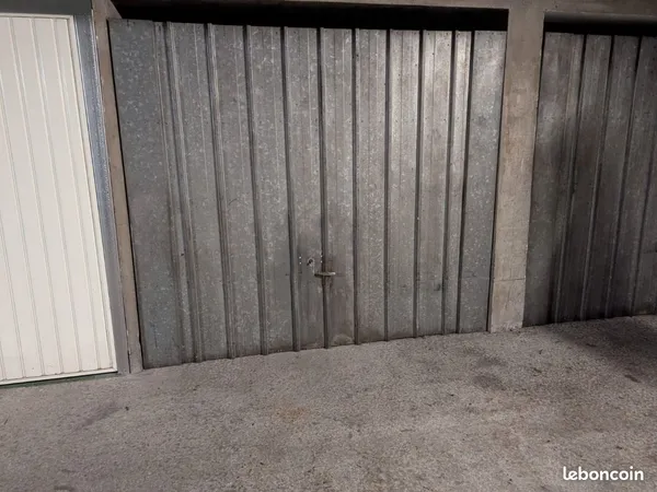 Garage fermé