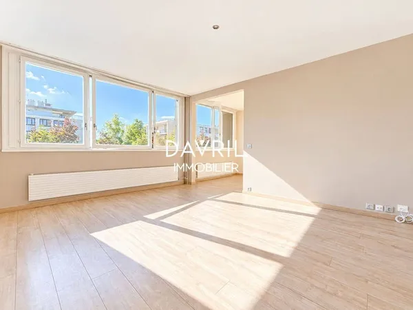 Triplex 4 pièces 76 m²
