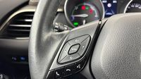 Toyota C-Hr 122h Distinctive 2WD E-CVT MY22 — photo 25