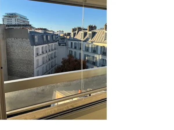 Superbe studio de 32,22 m² - très calme - état neuf