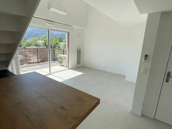 Appartement 4 pièces 82 m²