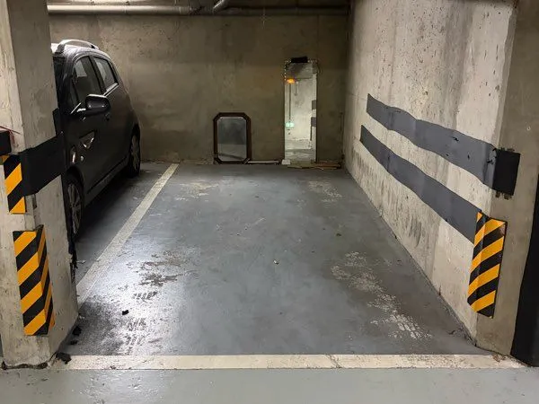 Propose à la location emplacement de parking