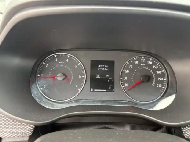Dacia Sandero stepway iii expression ego-g 100 -22 — photo 15