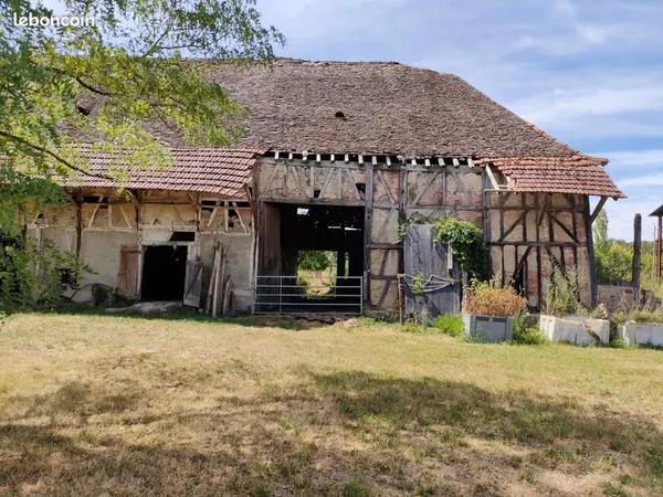 Grange à démolir - Vente pour récupération de matériaux