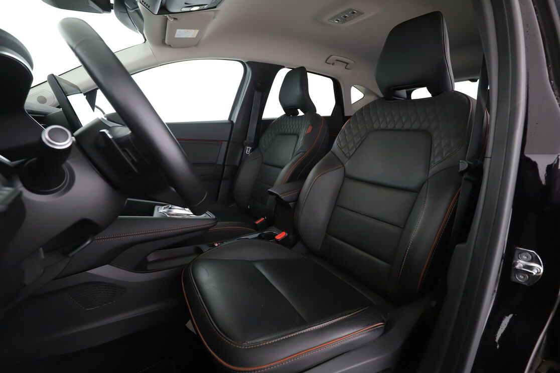 Renault Captur 1.3 TCe Initiale Paris EDC — photo 9