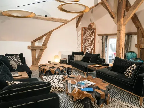 Appartement 7 pièces 169 m²