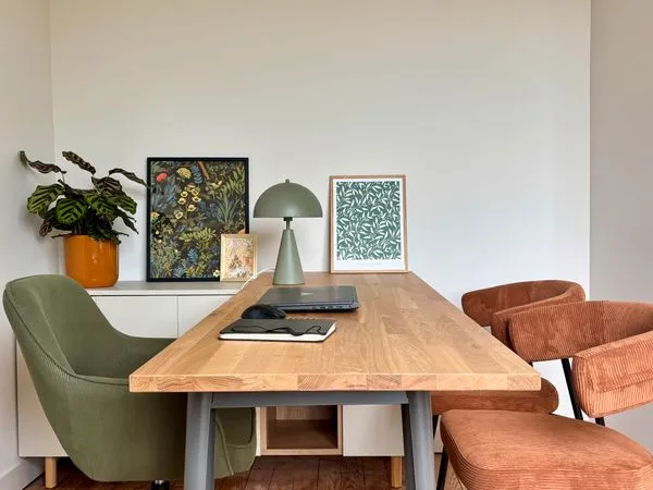 A louer Bureaux fermé dans petit coworking Barrière de Begles
