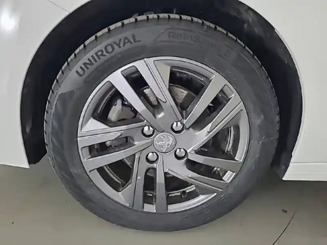 Peugeot 208 puretech 100 s&amp;s bvm6 — photo 42