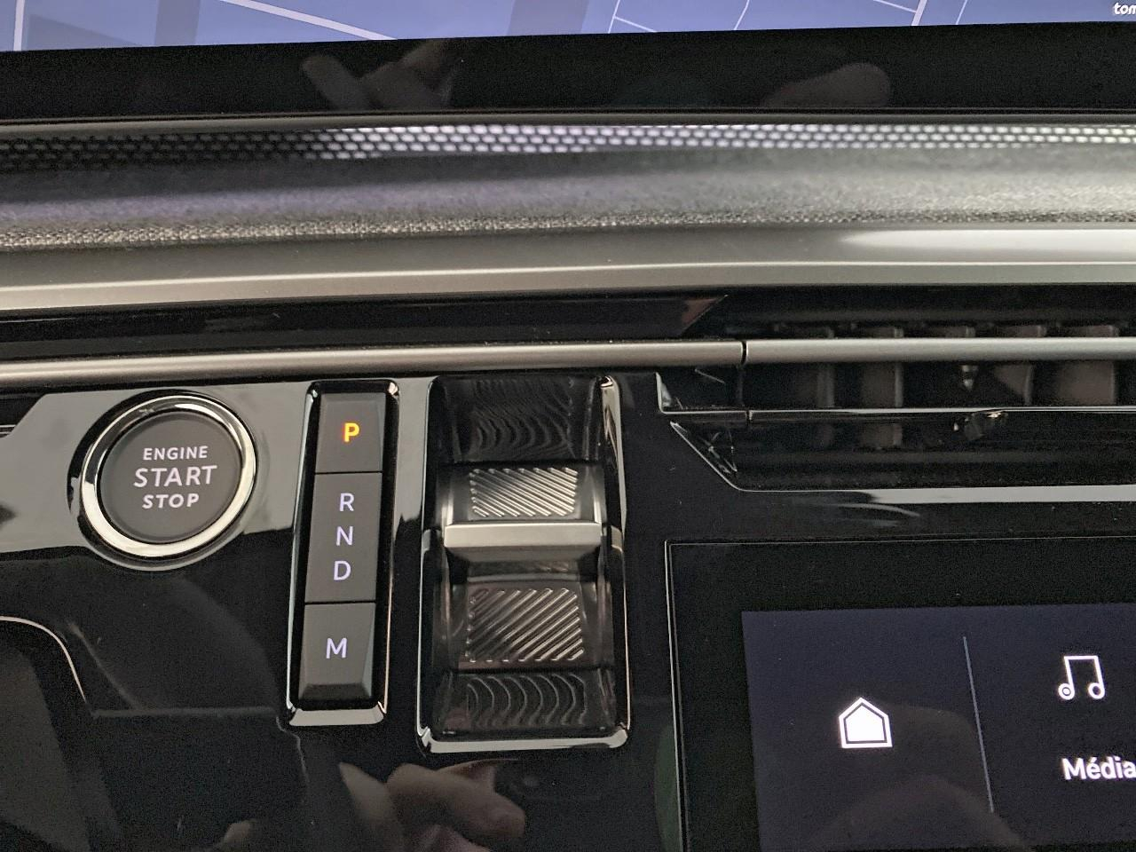 Peugeot 3008 hybrid 145 e-dcs6 gt — photo 15