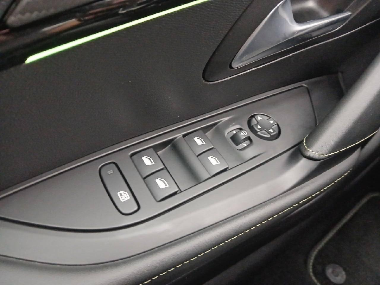Peugeot 208 electrique 51 kwh 156ch gt — photo 20