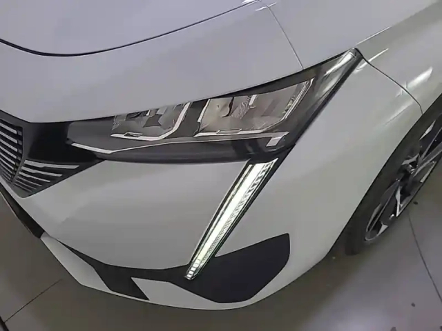 Peugeot 308 sw bluehdi 130ch s&amp;s eat8 — photo 15